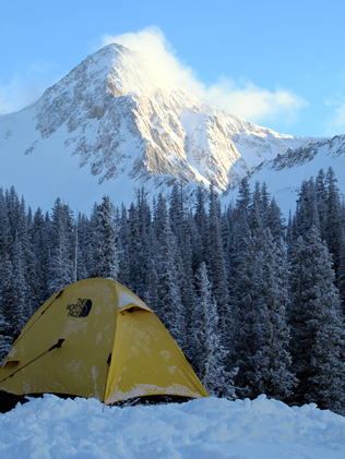 Snow camp below the Pfeifferhorn